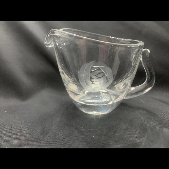 Fostoria Cut Rose Cream and Sugar Set 1951-1973​​​​ - Picture 3 of 4